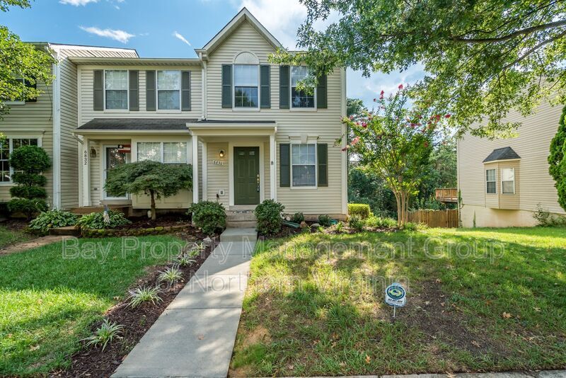 6830 Chasewood Cir, Centreville, VA 20121 House Rental in Centreville