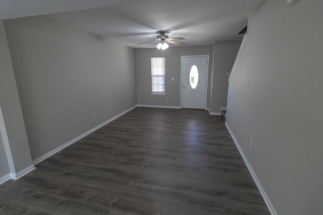 Building Photo - 4012-4014 Arctic Fox Dr.