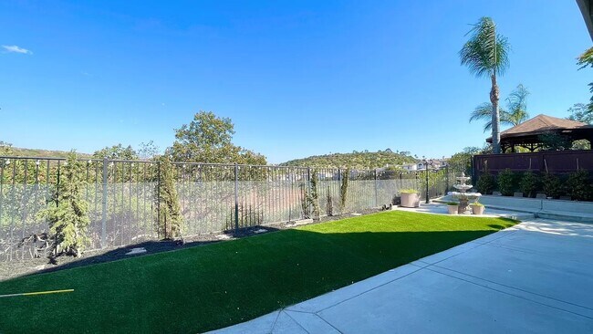 Building Photo - 5218 Mariner Dr