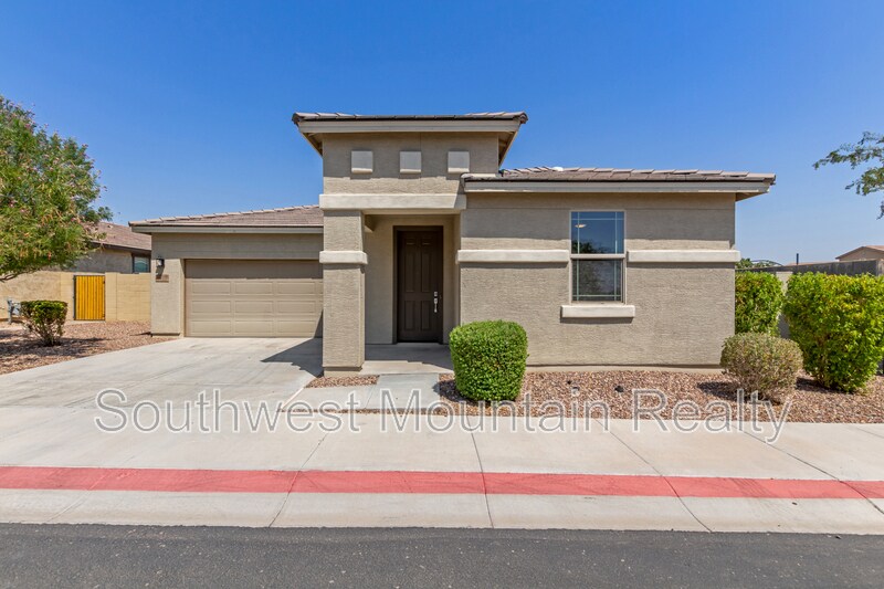 Foto principal - 2753 S 85th Way