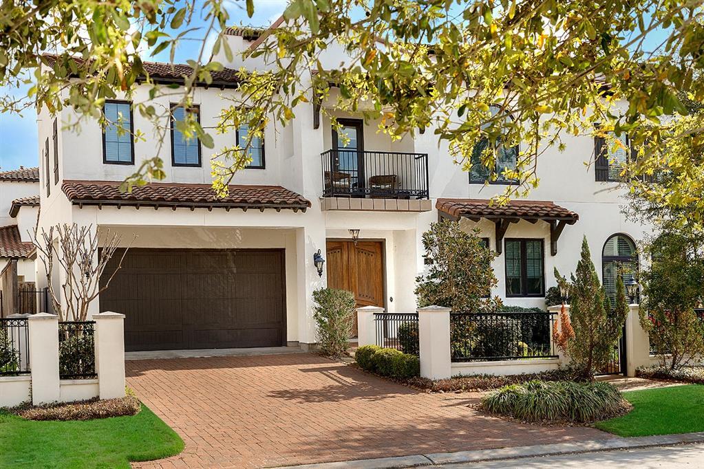 99 Lakeside Cove, The Woodlands, TX 77380 Condo for Rent in The