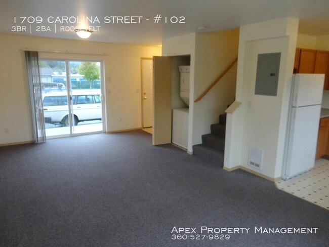Building Photo - 1709 Carolina St