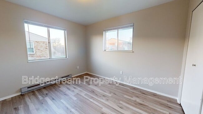 Foto del edificio - 4654 N Wayne Meadows Cir