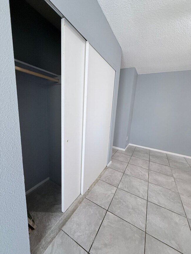 Foto del edificio - 3 bedrooms, 2 bathrooms Townhouse