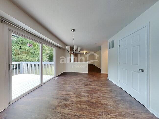 Foto del edificio - 628 Buckshire Glen