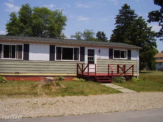Foto principal - 405-407 W Pine St