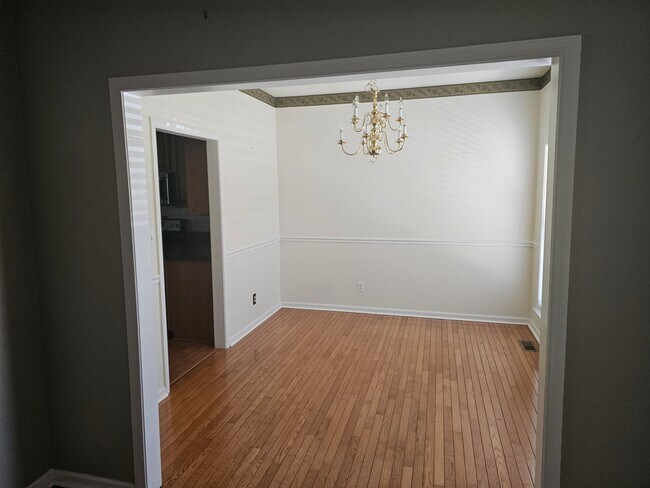 Foto del edificio - 9823 Minuteman Ct