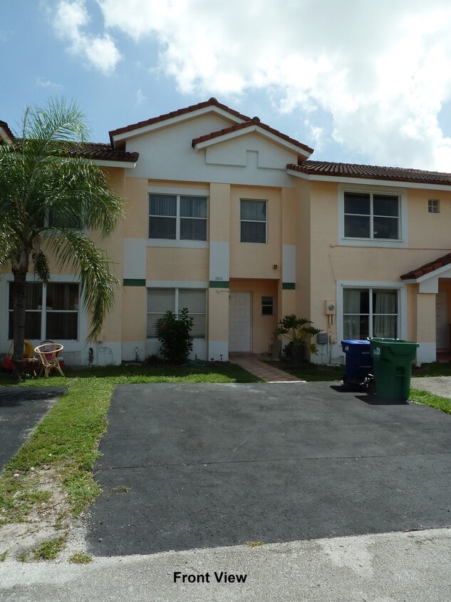 19011 NW 52nd Ct, Miami Gardens, FL 33055 Townhome Rentals in Miami Gardens FL