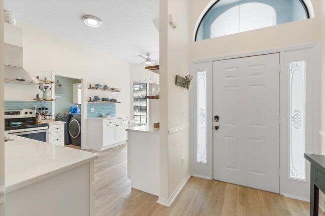 Foto del edificio - 131 Barrier Isle Dr