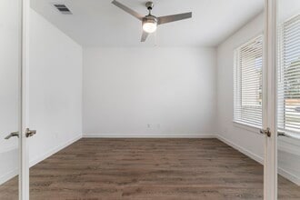 Building Photo - 13305 Big Sky Ct