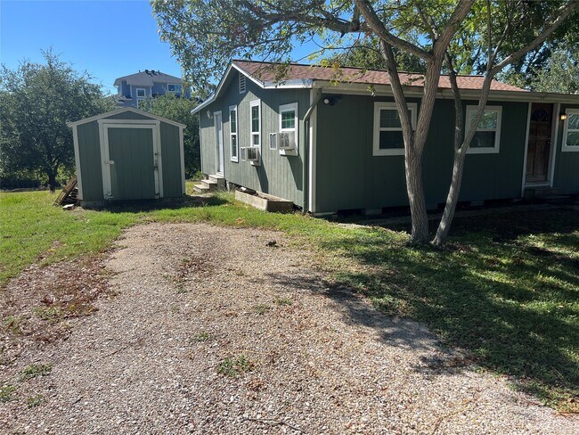 Foto del edificio - 810 S Brownell St