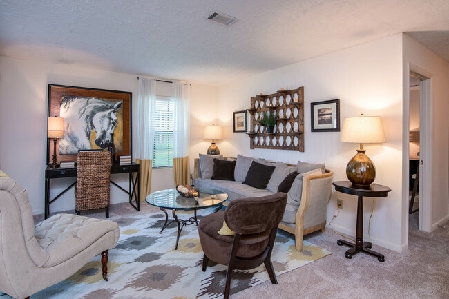 Living Area - Stevens Creek Commons