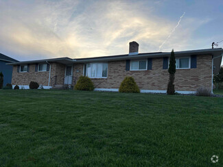 Building Photo - 93 Briarwood Dr