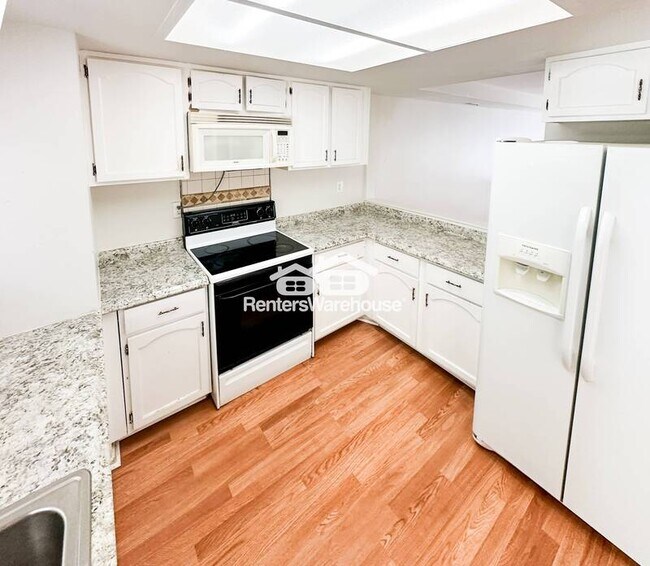 Building Photo - 20104 Larkspur Ct