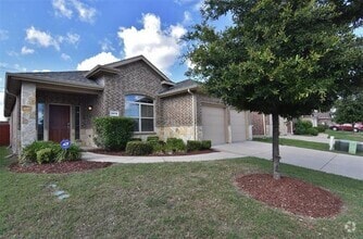 Building Photo - 2816 Candace Dr
