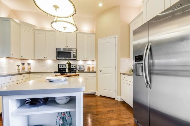Foto del edificio - 15421 Bluff Creek Cove