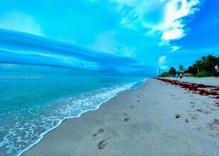 Building Photo - 2030 S Ocean Dr