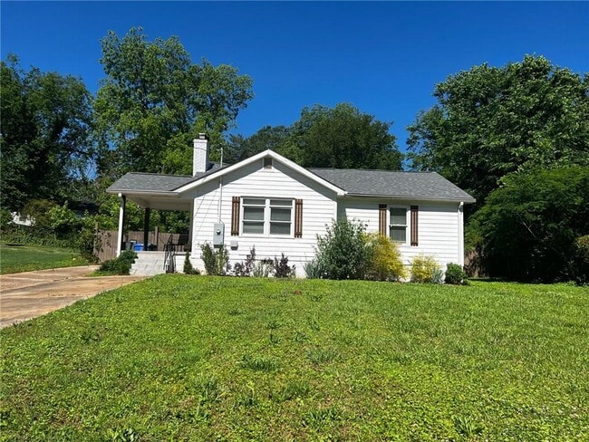 Foto del edificio - 1611 Wellswood Dr SE