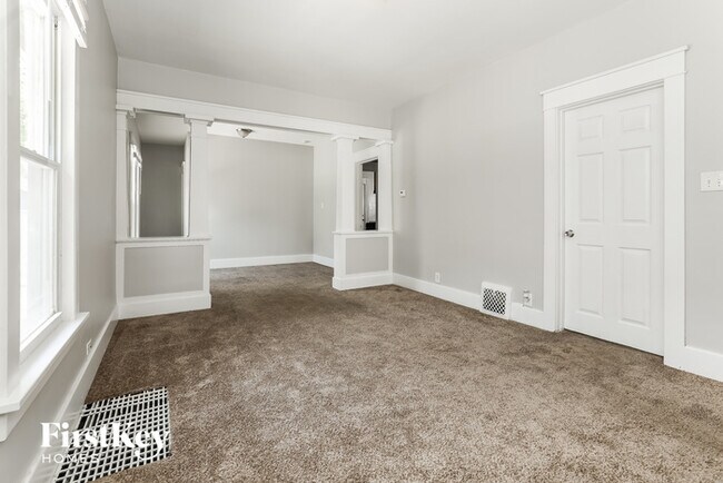 Foto del edificio - 814 Bowditch St