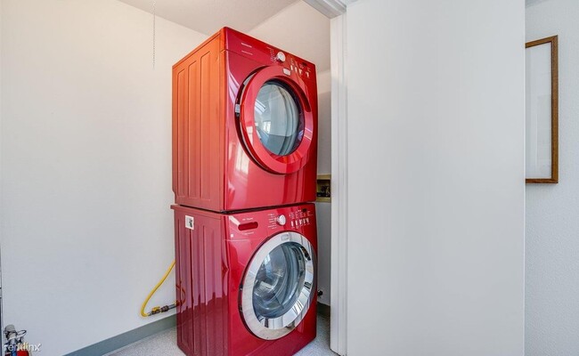 Foto del edificio - 1 br, 1.5 bath Condo - 1450 Fourth Street 6