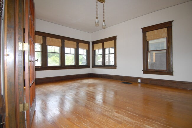 PARLOR - 306 E Cache La Poudre St