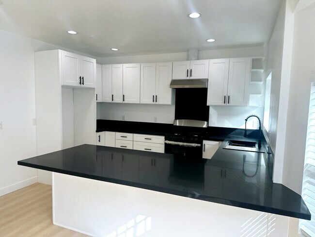 Foto del edificio - 1455 W 22nd St