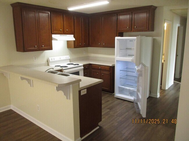 Foto del edificio - 3949 Rodnor Forest Ln