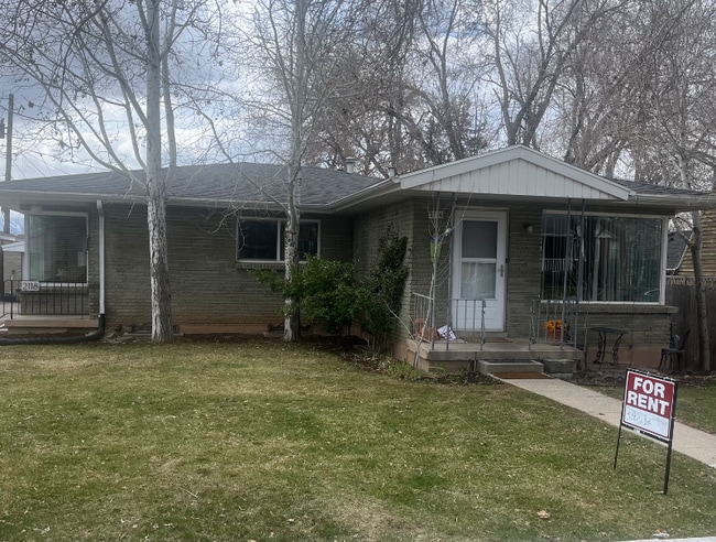 Building Photo - 2118 Browning Ave