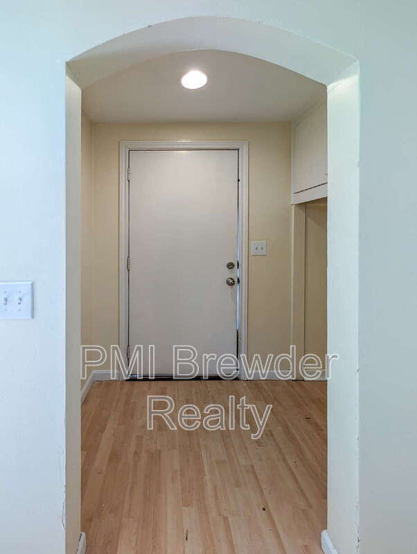 Foto del edificio - 527 Madison St