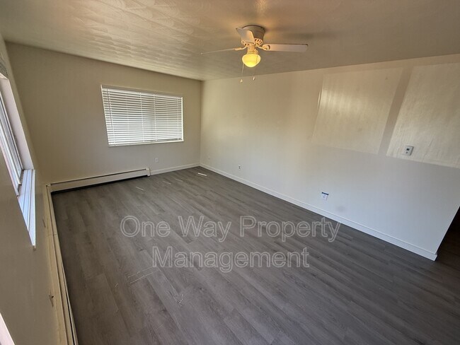 Foto del edificio - 1231 Pleasant Acres Dr