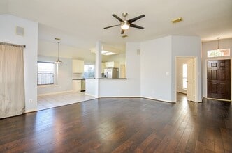 Building Photo - 3202 Shadowchase Ct