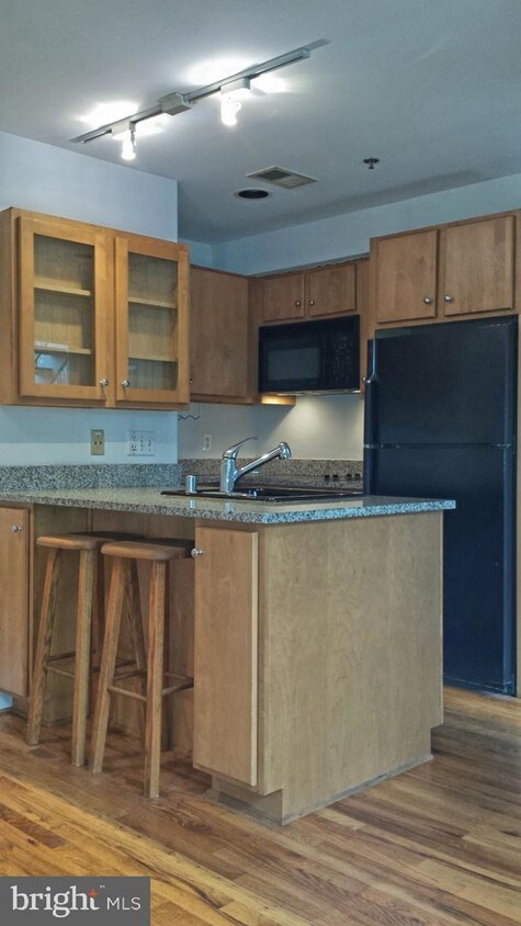 Foto principal - 2201 K St NW