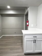 Building Photo - 6200 W Tidwell Rd