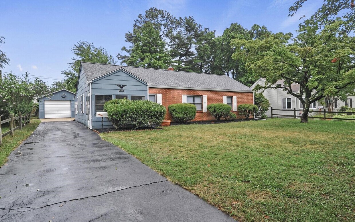 Foto principal - 154 Orchard Ave
