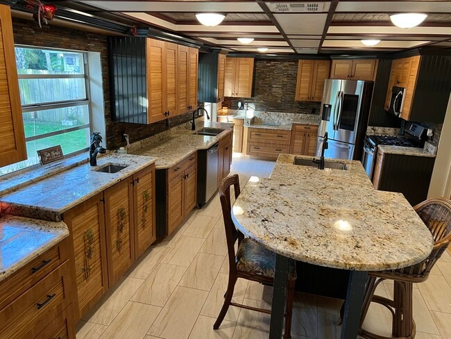 Foto del edificio - 1207 Australian Ave