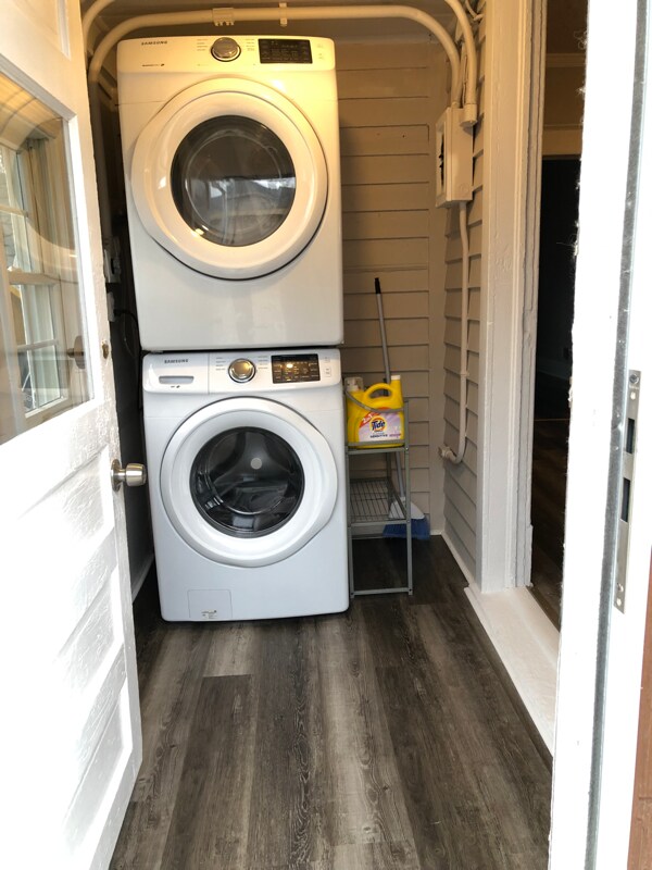 Foto del edificio - 507 Douglas St