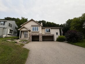 Building Photo - 2568 Pebble Valley Rd