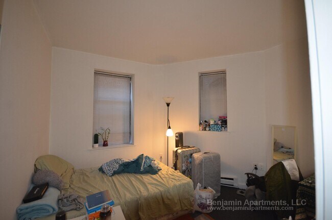 Building Photo - 772 Columbus Ave