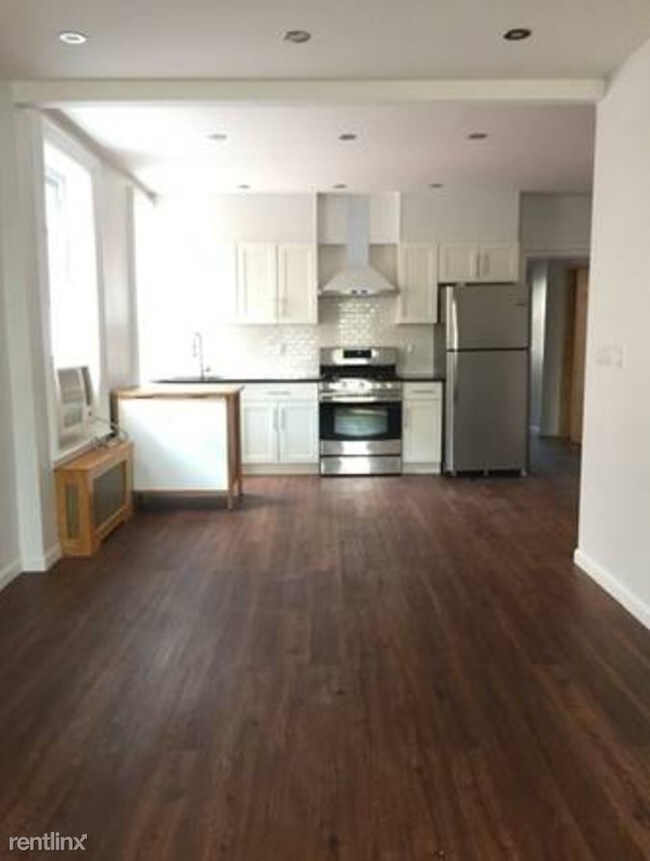 Building Photo - 455 82nd St