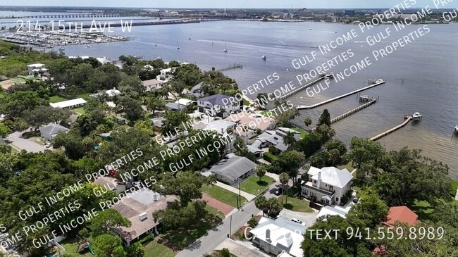 Foto del edificio - 214 15th Ave W