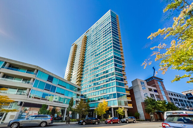 Building Photo - 1720 Maple Ave