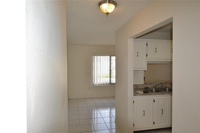 Foto del edificio - 329 Moorings Cove Dr