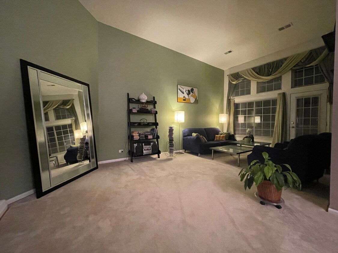 Living room - 4533 Concord Ln