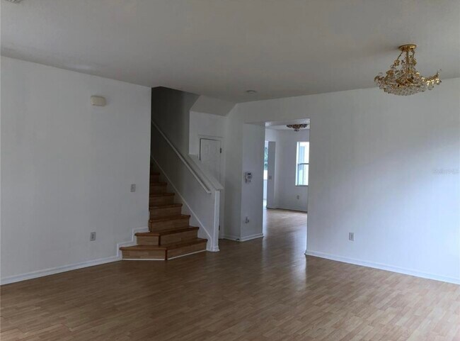 Foto del edificio - 10103 Stratford Pointe Ave