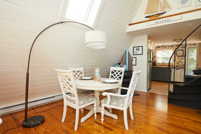 Foto del edificio - 68 S Edgewood Rd