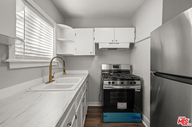 Building Photo - 5724 La Mirada Ave