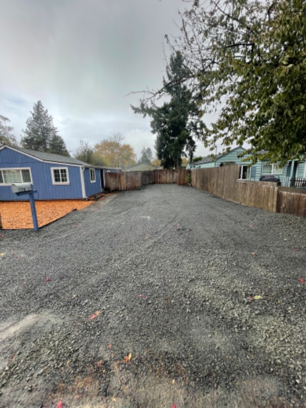 Foto del edificio - 8007 SE 65th Ave