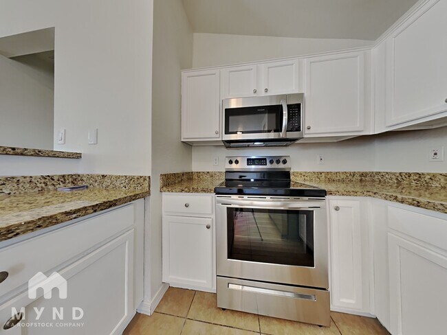 Building Photo - 3005 N 89th Dr