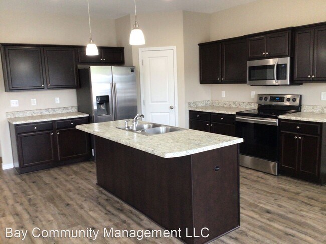 Foto del edificio - 3 br, 2 bath House - 135 Bay Grove Road