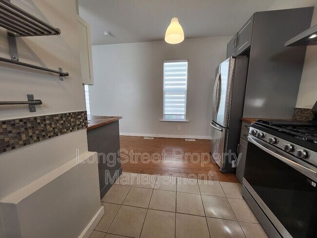Foto del edificio - 3962 NE Grand Ave